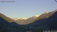 Archiv Foto Webcam Pettneu, Gasthof Traube 06:00