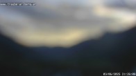 Archiv Foto Webcam Pettneu, Gasthof Traube 19:00