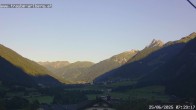 Archiv Foto Webcam Pettneu, Gasthof Traube 05:00