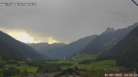 Archiv Foto Webcam Pettneu, Gasthof Traube 17:00