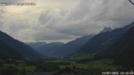 Archiv Foto Webcam Pettneu, Gasthof Traube 15:00