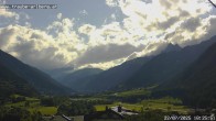 Archiv Foto Webcam Pettneu, Gasthof Traube 17:00