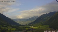 Archived image Webcam guesthouse "Traube", Pettneu 07:00