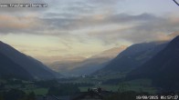 Archived image Webcam guesthouse "Traube", Pettneu 06:00