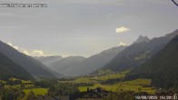 Archived image Webcam guesthouse "Traube", Pettneu 15:00