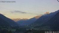 Archiv Foto Webcam Pettneu, Gasthof Traube 06:00