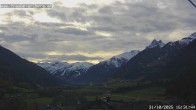 Archiv Foto Webcam Pettneu, Gasthof Traube 15:00