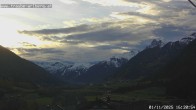 Archiv Foto Webcam Pettneu, Gasthof Traube 15:00