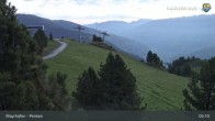 Archived image Webcam Mayrhofen - Penkenbahn 04:00