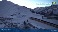 Archived image Webcam Mayrhofen - Mountain station at Ahorn mountain 06:00