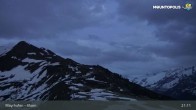 Archived image Webcam Mayrhofen - Mountain station at Ahorn mountain 02:00