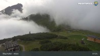 Archived image Webcam Mayrhofen - Mountain station at Ahorn mountain 06:00