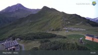 Archived image Webcam Mayrhofen - Mountain station at Ahorn mountain 04:00
