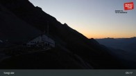 Archiv Foto Webcam Innsbrucker Nordkettenbahnen, Bergstation Seegrube 04:00