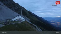 Archiv Foto Webcam Innsbrucker Nordkettenbahnen, Bergstation Seegrube 04:00