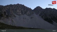 Archiv Foto Webcam Innsbrucker Nordkettenbahnen, Bergstation Seegrube 04:00