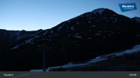 Archived image Webcam Bergkastelseilbahn mountain station 04:00