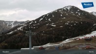 Archived image Webcam Bergkastelseilbahn mountain station 14:00
