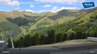 Archived image Webcam Bergkastelseilbahn mountain station 12:00