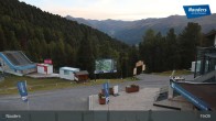 Archiv Foto Webcam Bergkastelseilbahn Bergstation 18:00