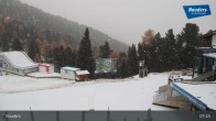 Archived image Webcam Bergkastelseilbahn mountain station 06:00