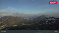 Archived image Webcam Nassfeld: View Tressdorfer Höhe 18:00