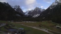 Archived image Webcam Dolomitenhof - Sexten Dolomites 05:00
