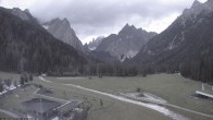 Archived image Webcam Dolomitenhof - Sexten Dolomites 05:00