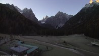 Archived image Webcam Dolomitenhof - Sexten Dolomites 06:00