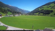 Archived image Webcam Hotel Martinshof - St. Martin - South Tyrol 11:00