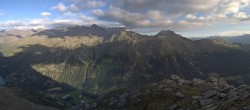 Archiv Foto Webcam Martelltal: Blick Zufrittsee 06:00