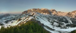 Archiv Foto Webcam Panoramablick Tressdorfer Höhe 05:00