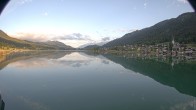 Archived image Webcam View of Lake Weissensee 05:00