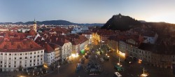 Archiv Foto Webcam Grazer Rathaus 03:00