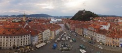 Archiv Foto Webcam Grazer Rathaus 19:00