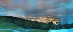 Archiv Foto Webcam Bregenz: Bergstation Pfänderbahn 03:00