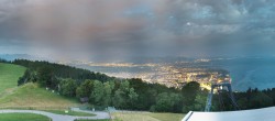 Archiv Foto Webcam Bregenz: Bergstation Pfänderbahn 03:00