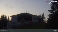 Archived image Webcam Hinterstoder Hössbahn Top Station - Huttererböden 02:00