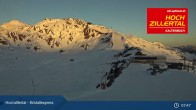 Archived image Webcam Wimbachexpress Top Station - Hochzillertal 07:00