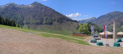 Archiv Foto Webcam Streuböden Fieberbrunn 11:00