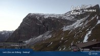 Archived image Webcam Zürs: Mountain Restaurant Seekopf 01:00