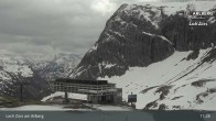 Archived image Webcam Zürs: Mountain Restaurant Seekopf 10:00