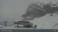 Archived image Webcam Zürs: Mountain Restaurant Seekopf 06:00