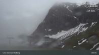Archived image Webcam Zürs: Mountain Restaurant Seekopf 08:00