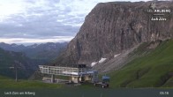 Archived image Webcam Zürs: Mountain Restaurant Seekopf 04:00