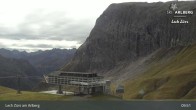 Archived image Webcam Zürs: Mountain Restaurant Seekopf 09:00