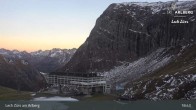 Archived image Webcam Zürs: Mountain Restaurant Seekopf 01:00