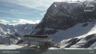 Archived image Webcam Zürs: Mountain Restaurant Seekopf 10:00