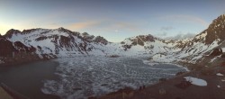Archived image Webcam Lake "Lünersee", Vorarlberg 05:00