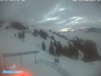 Archived image Webcam Mountain Diedamskopf - View Wedelstube 06:00